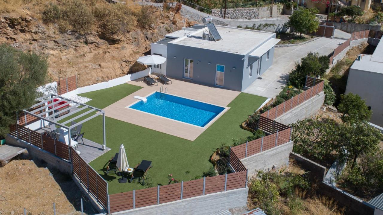 Villa Neonis Spilion Bagian luar foto